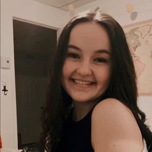 Meet your Posher, Gabrielle